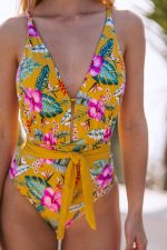 amarelo