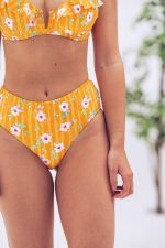 amarelo