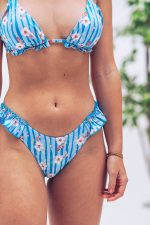 azul