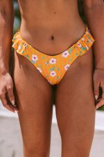 amarelo