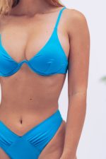 azul