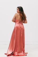 Vestido Leslie Coral - Image 2