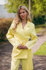 amarelo
