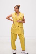amarelo