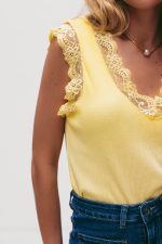 amarelo