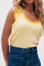 amarelo