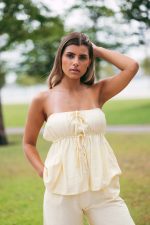 amarelo